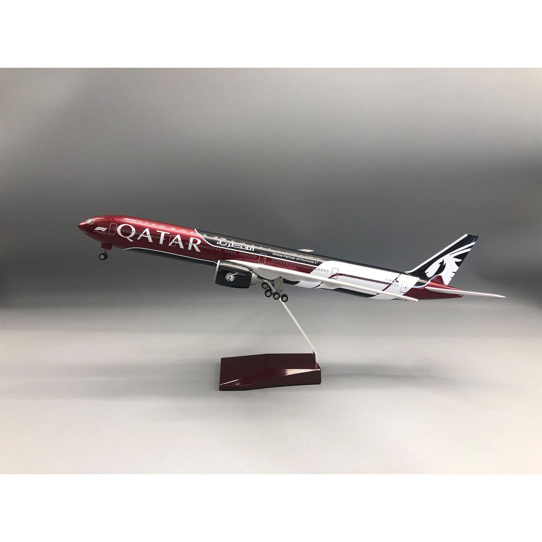 Home Decor Qatar - B777-300 카타르 모델 비행기 다이캐스트 레진
