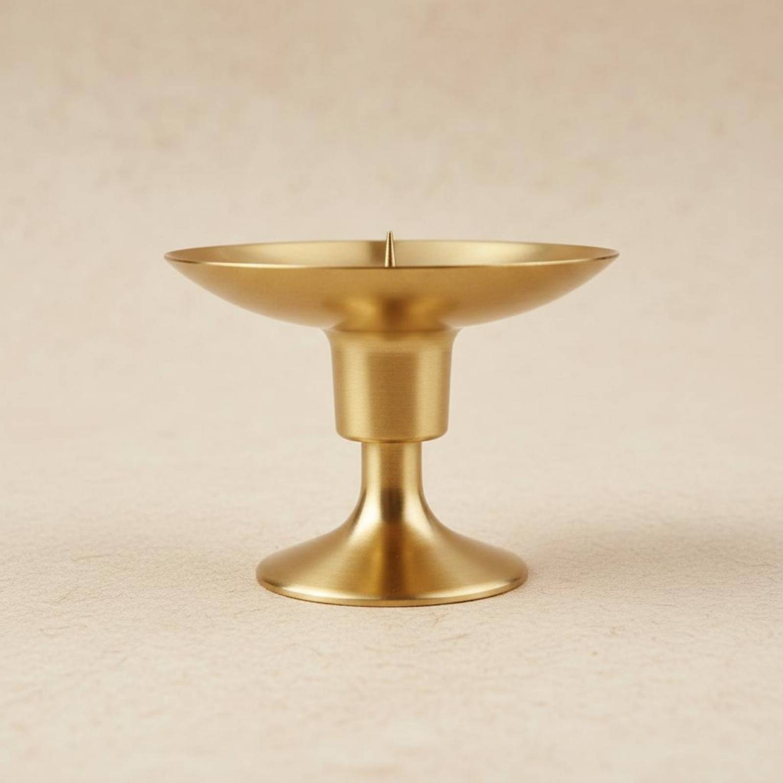 황동 캔들 홀더 전통 디자인 골드 캔들 스탠드 홈 데코 - Home Decor Gold 리뷰 및 가격